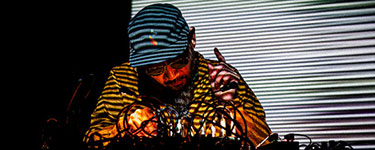 interview with Toshimaru Nakamura 